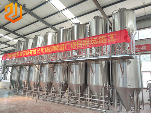 25噸啤酒廠設備糖化系統生產精釀啤酒使用什么水源